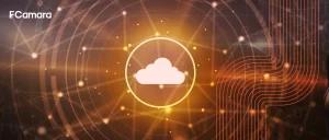 Imagem de nuvem e elementos tecnológicos para ilustrar modelos de computação em nuvem