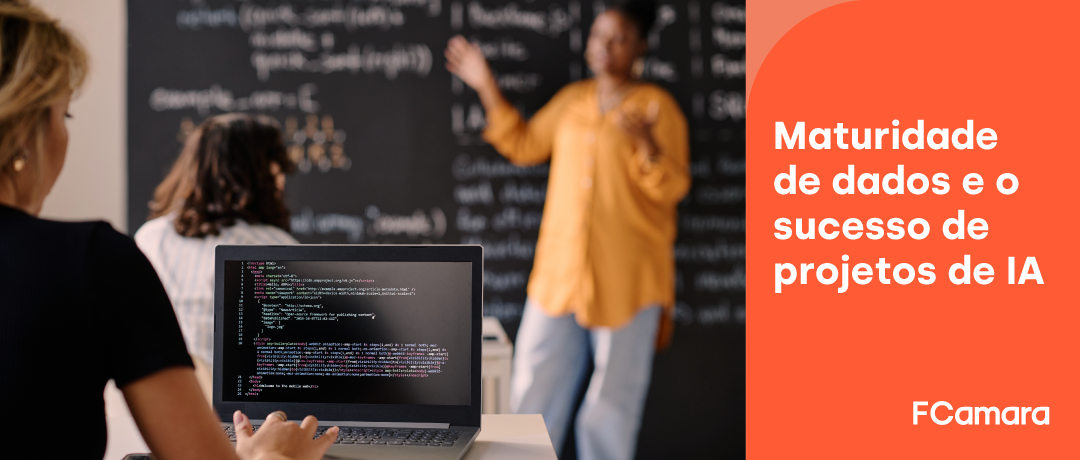 Profissionais estudando maturidade em IA